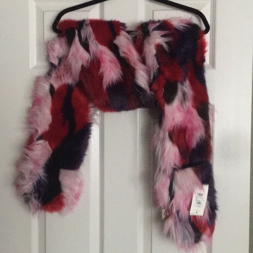 UGG FAUX FUR PATCHWORK SCARF